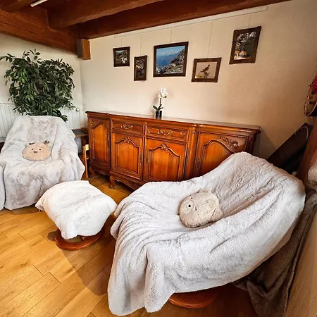Le Bouquetin En Redingote Aussois
