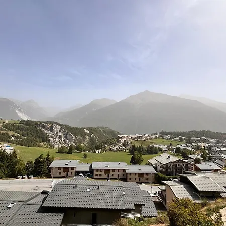 Le Bouquetin En Redingote Aussois